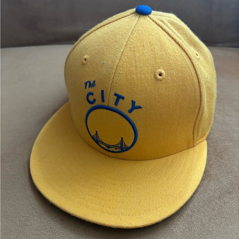 Mitchell & Ness “The City” Golden State Hat